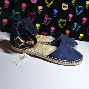 BNWT Gap sandals dark blue suede size size 8